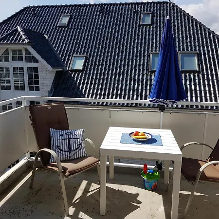 Ferien Auf Zwei Ebenen In Der Moewenkoje Apartment Groemitz Exterior photo